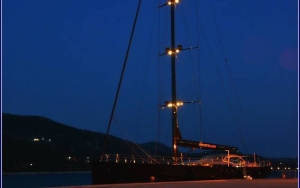 Εντυπωσιακό ιστιοφόρο στο Αργοστόλι
