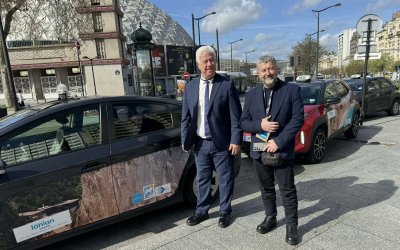 Με εικόνες από Κεφαλονιά, Κέρκυρα και Ζάκυνθο γέμισαν τα ταξί του Παρισιού!