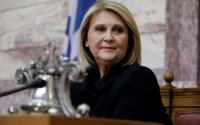 Ξέσπασμα εποχικών πυροσβεστών για τις δηλώσεις Βούλτεψη εν μέσω πύρινου εφιάλτη - &quot;Να κάτσει στο κλιματιστικό της&quot;