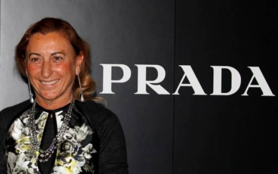 Η ισχυρή γυναίκα του οίκου μόδας Prada αγοράζει μεγάλη έκταση στο Ιόνιο