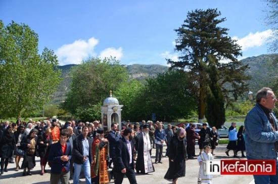 Πλήθος πιστών στη Λιτανεία του Αγίου Γερασίμου (εικόνες/Video)