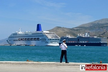 Oriana & Nieuw Amsterdam στο λιμάνι του Αργοστολίου! (εικόνες)