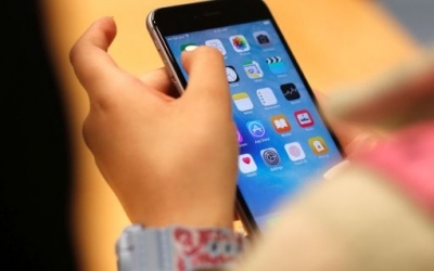 Το τρικ για τα iPhone: Αυτή είναι η λύση όταν δεν πιάνετε 4G σήμα και «καίγεστε»