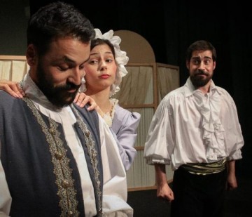 Στην Αθήνα σήμερα η παράσταση "τση....λοκαντιέρας"