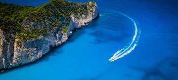 Μια υπέροχη γωνιά της Ελλάδας στους 4 ασυνήθιστους προορισμούς της Μεσογείου, για γιοτ [εικόνες]