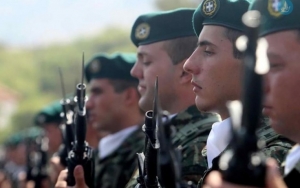 Έρχονται αλλαγές στο στρατό: Πόσο θα υπηρετούν οι Έλληνες στρατιώτες