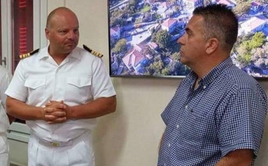 Ο Αντιπλοίαρχος Δημήτριος Νησιανάκης και ο Δήμαρχος Ιθάκης, Διονύσιος Στανίτσας