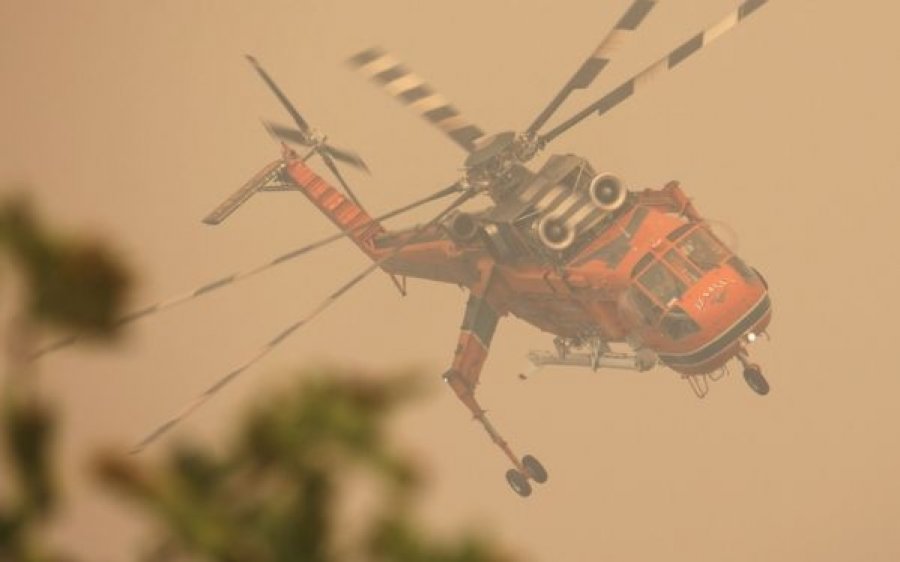 Συναγερμός στην Πυροσβεστική: Φωτιά πάνω από το Πόρτο Κατσίκι στη Λευκάδα