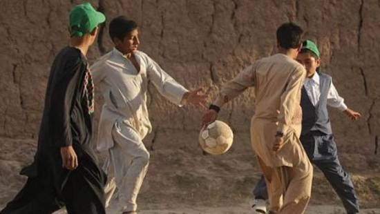 Ποδόσφαιρο στην αυλή των Ταλιμπάν!