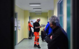 Ιταλία – Κορονοϊός: Σκέψεις να σταματήσουν οι καθημερινές ανακοινώσεις για κρούσματα και νεκρούς