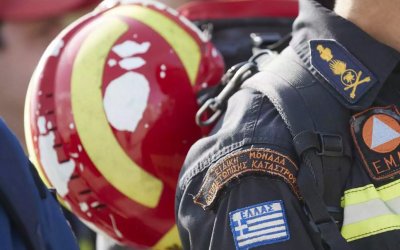 Τι λένε οι πυροσβέστες για την απομάκρυνση των 54 συναδέλφων τους που δεν εμβολιάστηκαν από την ΕΜΑΚ