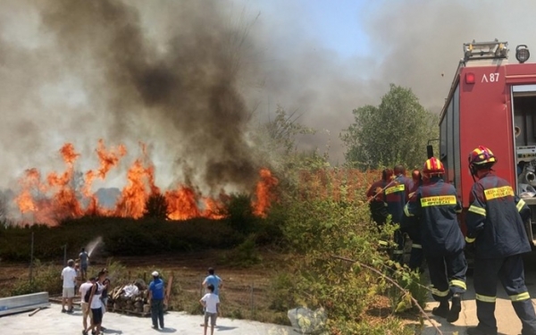 «Για τις διαχρονικές ευθύνες των πολιτικών που αποσάθρωσαν την πυροπροστασία της χώρας»