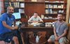 Συνάντηση Σταύρου Τραυλού με τον με τον πρωταθλητή Ελλάδος επιτραπέζιας αντισφαίρισης Κωνσταντίνο Κωνσταντινόπουλο