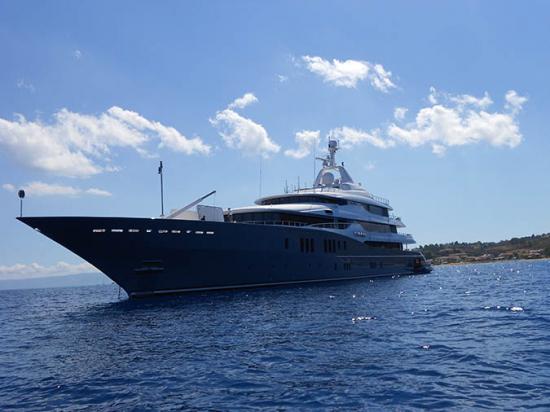 Ο «Τιτάνας» του Αμπράμοβιτς στην Κεφαλονιά! (εικόνες)