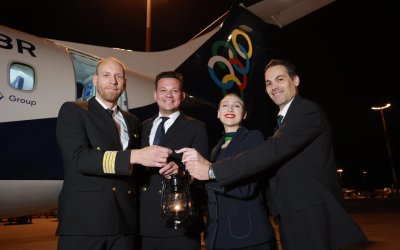 Η AEGEAN και η Olympic Air μετέφεραν το Άγιο Φως στην ελληνική επικράτεια - Και στην Κεφαλονιά