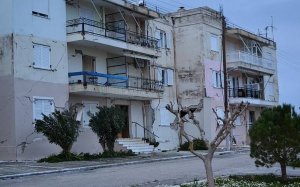 Περιφέρεια: Άμεση δρομολόγηση των κατεδαφίσεων σεισμόπληκτων κτιρίων στην Παλική