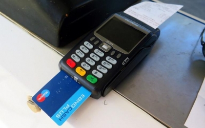 POS… με το ζόρι για ακόμα 58 κατηγορίες επαγγελματιών