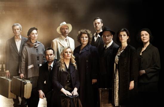 Η παράσταση Μίκης Θεοδωράκης "Ποιος τη ζωή μου" στις 8 Αυγούστου στο Αργοστόλι