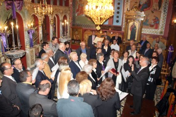 Το τροπάριο της Κασσιανής στον ιστορικό Ναό του Αγ. Νικολάου Μηνιατών με τη χορωδία "Τζώρτζης Δελλαπόρτας"