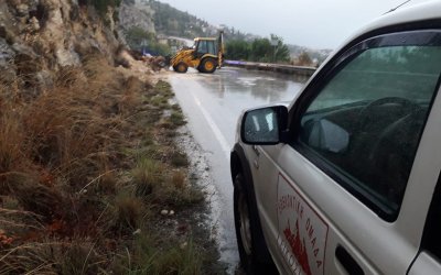 Μεγάλη Προσοχή! Κατολίσθηση στον δρόμο Βλαχάτα προς Μουσάτα