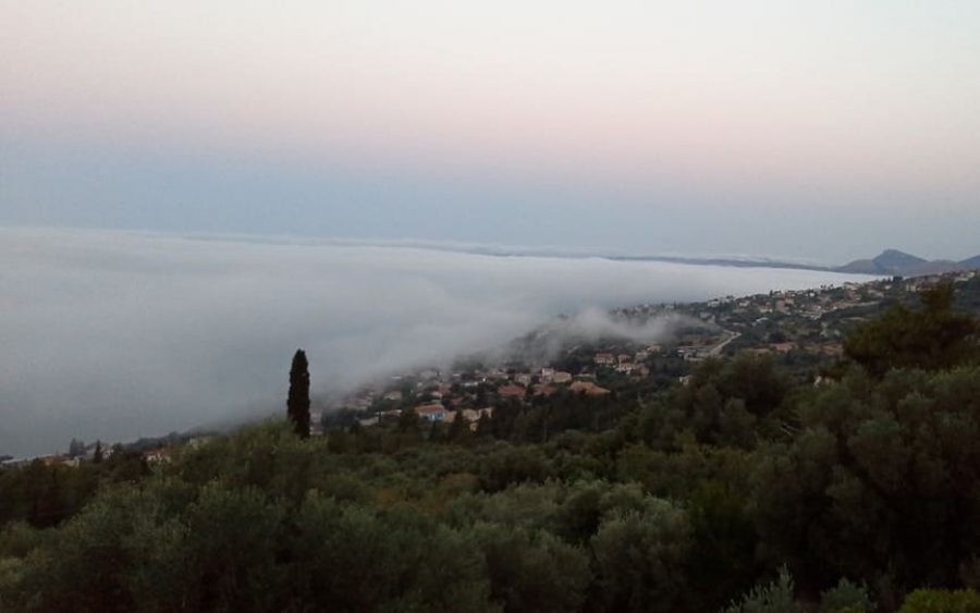 Πρωινή πάχνη στην Κεφαλονιά... (εικόνες)