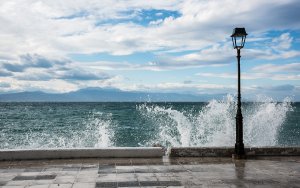 Θυελλώδεις άνεμοι στο Ιόνιο – Αυξημένα μέτρα από το Λιμεναρχείο Κεφαλονιάς