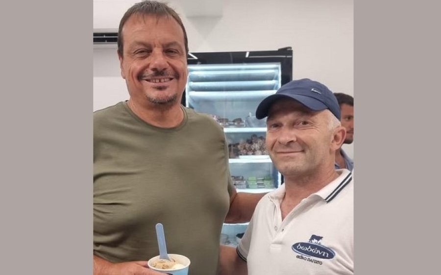 Στο Φισκάρδο συνεχίζει τις διακοπές του ο Εργκίν Αταμάν