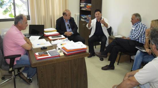 Επίσκεψη Π. Χαϊκάλη στο Νοσοκομείο: Το είδε από την καλή και από την… ανάποδη!