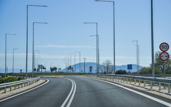 Τι αλλάζει σε όλα τα νέα αυτοκίνητα σε Ελλάδα και Ευρώπη - Μπαίνει υποχρεωτικός αισθητήρας