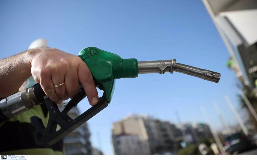 Επιδότηση βενζίνης: Με προπληρωμένη κάρτα θα δοθεί το επίδομα βενζίνης