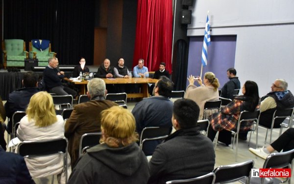 Τουριστική Επιτροπή: ''Με συμπαράσταση και κοινή στρατηγική'' - Συνάντηση εργασίας στις Κεραμειές για την επιμήκυνση της σεζόν