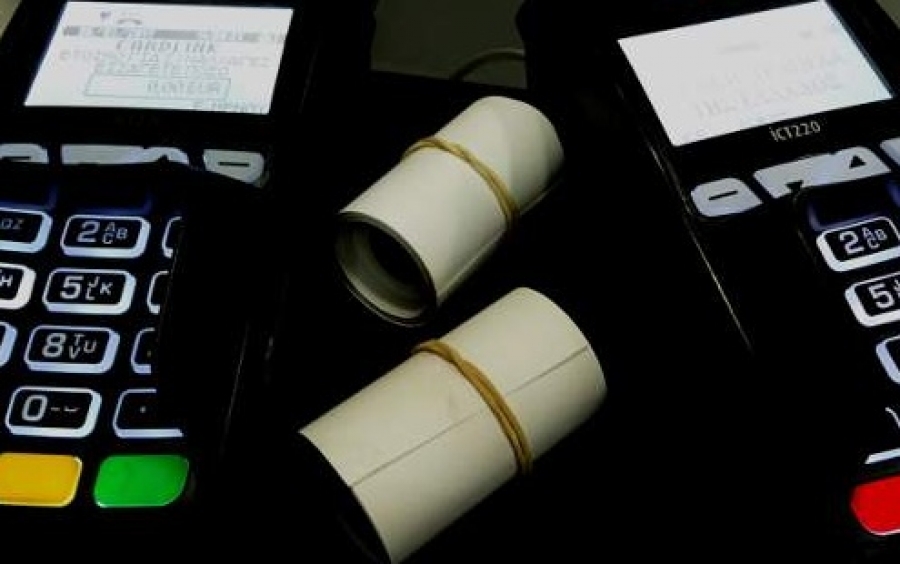 Yποχρεωτικά POS από τις 11 Μαρτίου σε άλλες 58 επαγγελματικές κατηγορίες [λίστα]