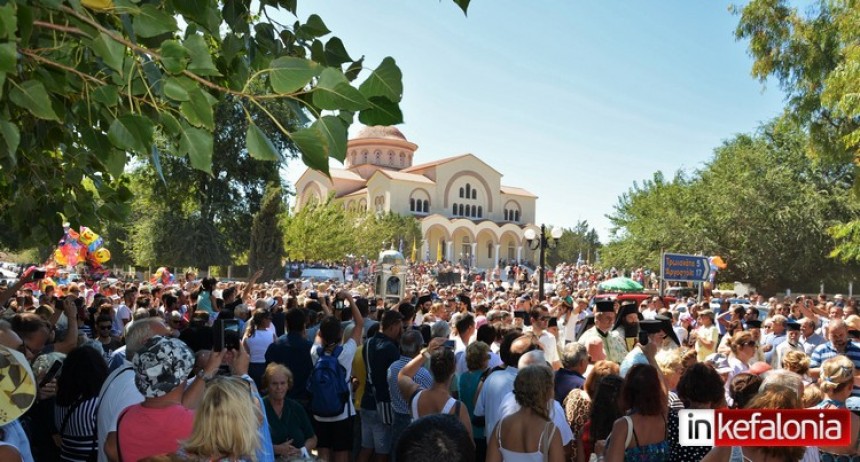 Χρόνια Πολλά! Λαοσύναξη στα Ομαλά για τον πολιούχο της Κεφαλονιάς Άγιο Γεράσιμο! (εικόνες + video)