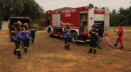 «ΔΙΑ ΠΥΡΟΣ 2012»: Έσω έτοιμοι οι πυροσβέστες! (photos + video)