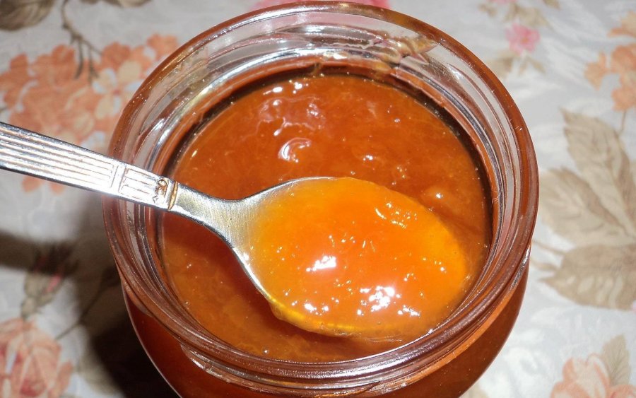 Σπιτική μαρμελάδα βερίκοκο από την Σία Λαδά