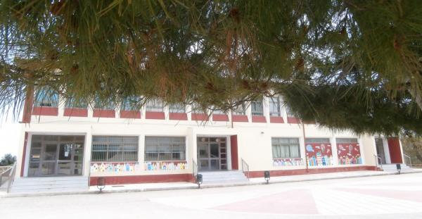 Γυμνάσιο Κεραμειών: Ευχαριστήρια επιστολή στην Ομοσπονδία αποδήμων "Οδυσσεύς"