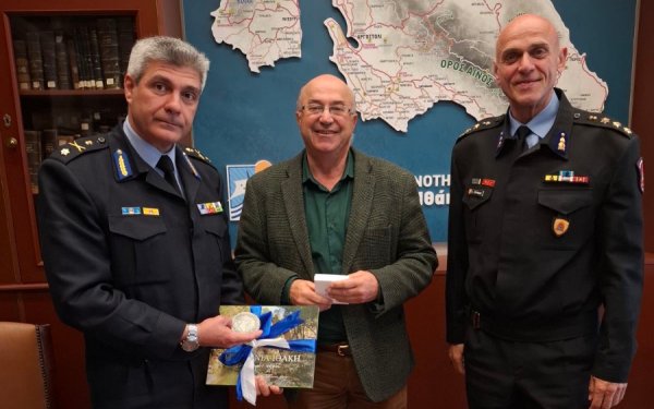 Συνάντηση για την αντιπυρική θωράκιση Κεφαλονιάς και Ιθάκης με έμφαση στην ετοιμότητα της Πυροσβεστικής