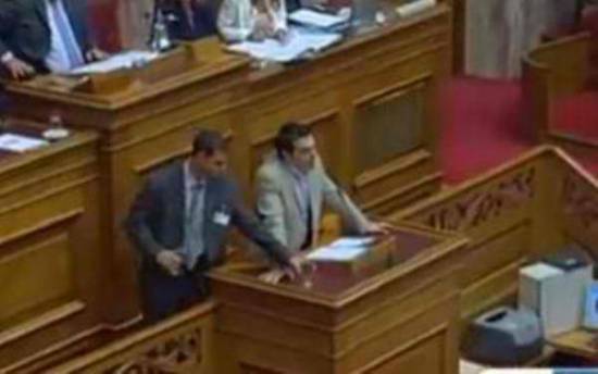 Πόσα παίρνει ο "νερουλάς" της βουλής;