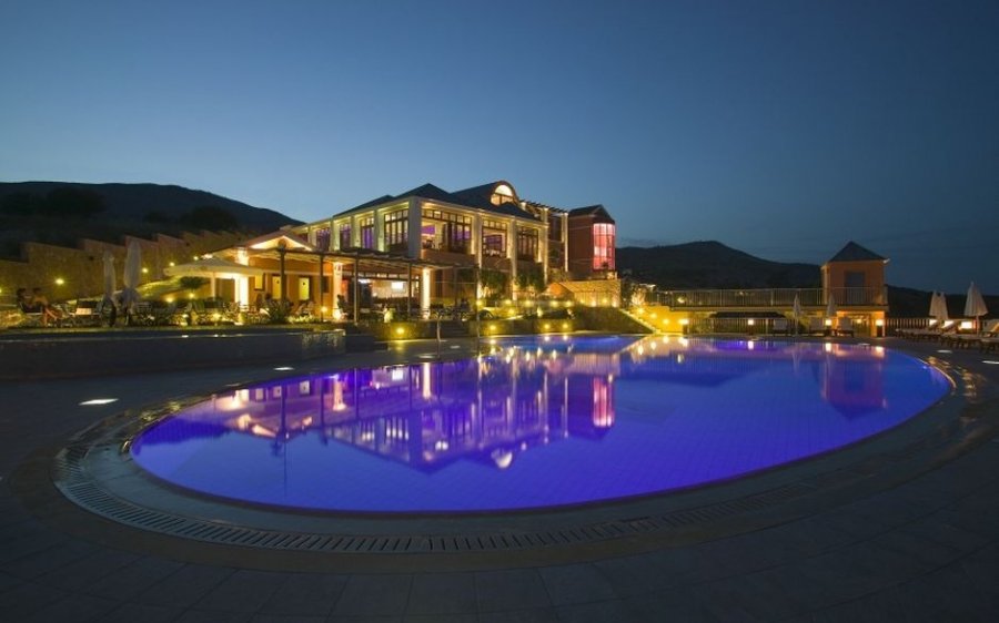 To Regina dell Acqua resort ***** στην Σκάλα αναζητά προσωπικό