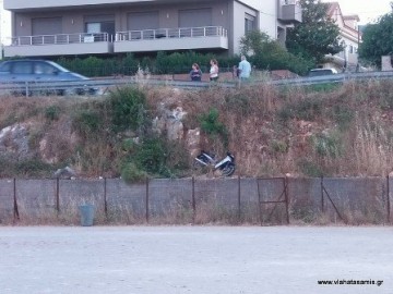 Ατύχημα με μηχανάκι στο γήπεδο του Καραβομύλου