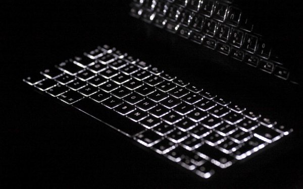 Συνέλαβαν μουσικό για παιδική πορνογραφία – Είχε υλικό μαμούθ, παρενοχλούσε 15χρονη στην Ιταλία