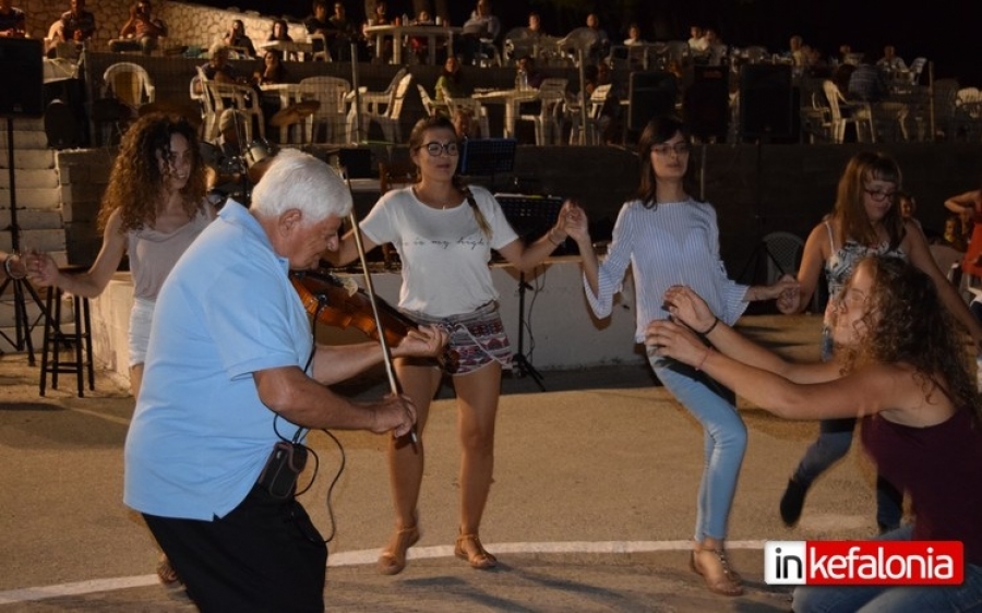 Τα Τρωιαννάτα γιόρτασαν την Αγία Παρασκευή (εικόνες + video)