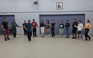 Μαθήματα παραδοσιακών χορών από τον Παραδοσιακό Όμιλο Φωκάτων