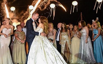 Γάμος υπερπαραγωγή για πρώην ποδοσφαιριστή του Ολυμπιακού - Παντρεύτηκε Ζακυνθινιά με special guest τον Διονύση Σχοινά